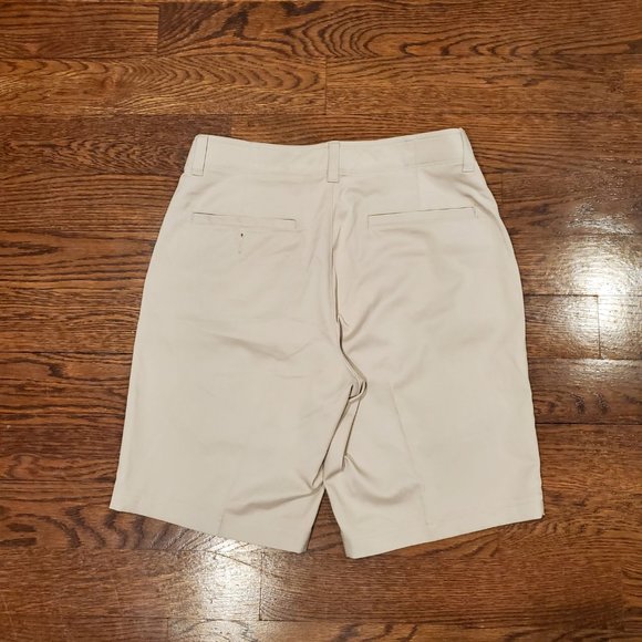 PGA TOUR 9.5" Men's Motion Flux 360 Golf Performance Flat Front Short - Picture 6 of 7